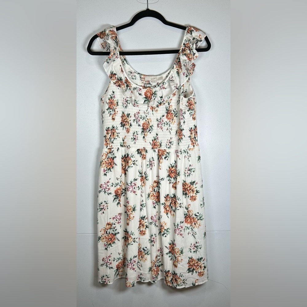 NWT LOFT Cream Floral Sleeveless Flutter Midi Dress. Size L. Romantic. Feminine.